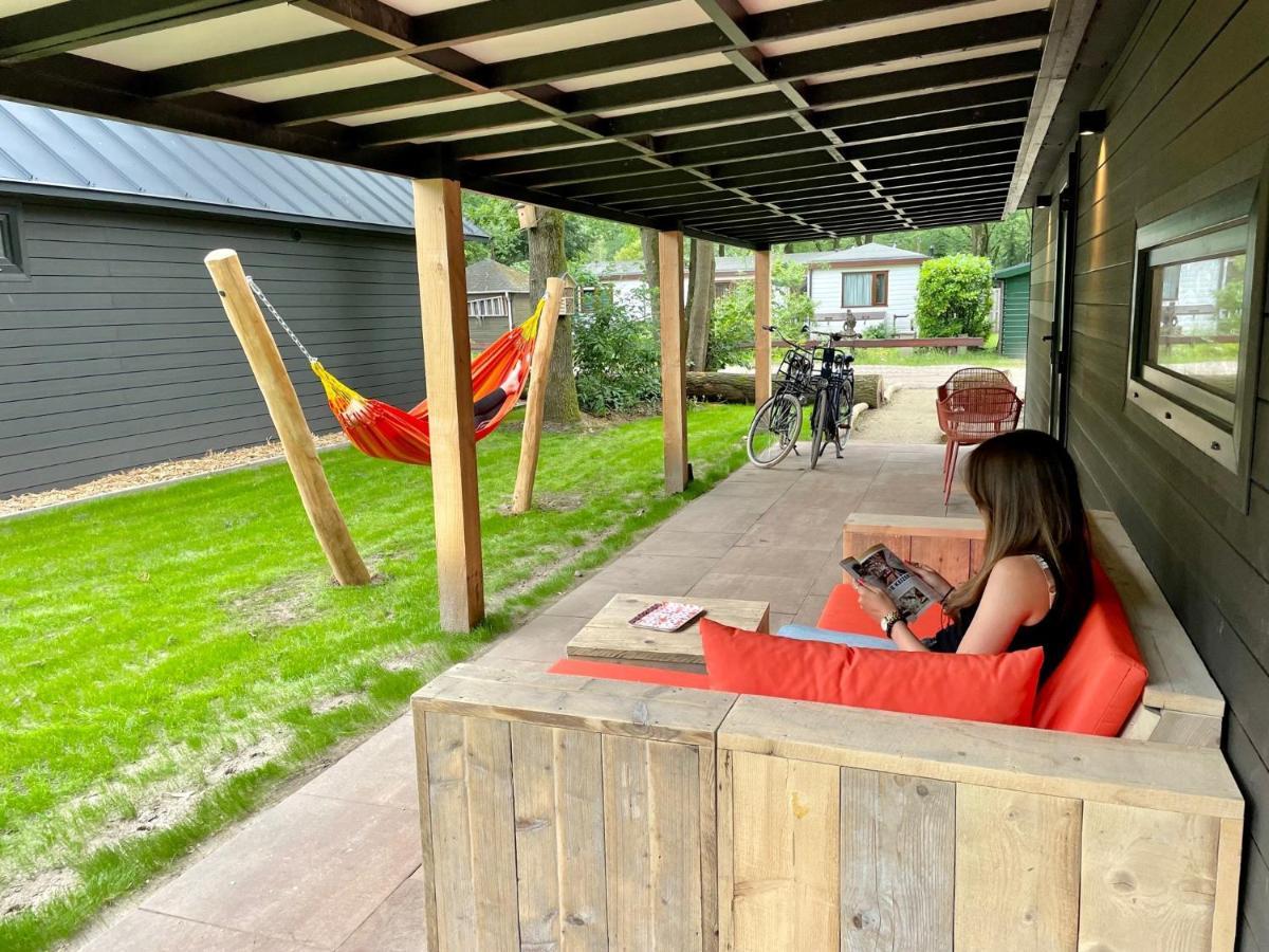 Cosy Tiny Lodges - Vakantiepark Kempenbos Diessen Bagian luar foto
